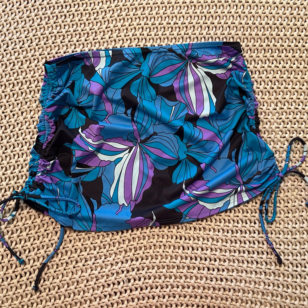 Swimsuit Bottom Cover Skirt with Adjustable Cinch Sides Sz 14-18 - Picture 2 of 4